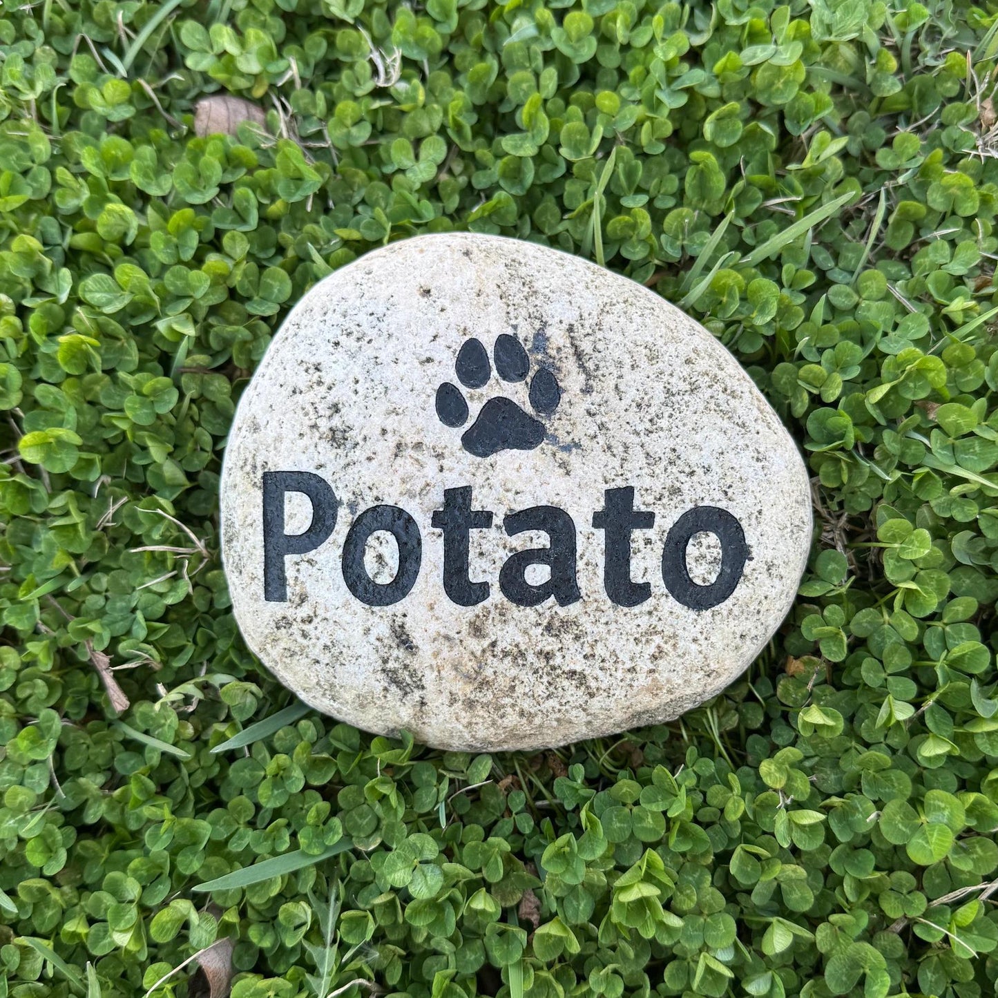 Personalized Dog Loss Memorial Stone – Custom Engraved Garden Tribute