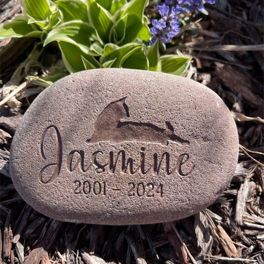 Personalized Pet Memorial Stone for Home & Garden – A Lasting Tribute to Cherished Companions